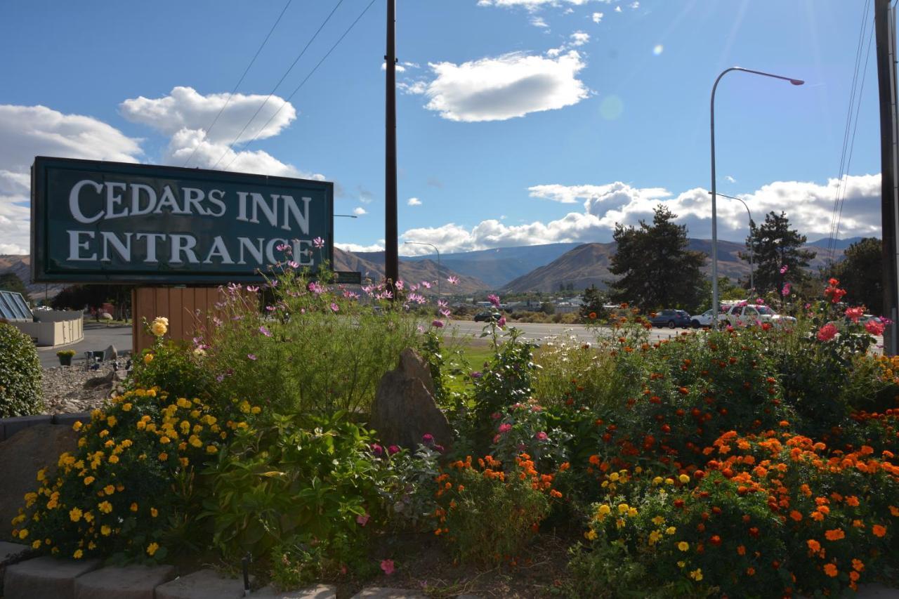 Cedars Inn Wenatchee Eksteriør bilde