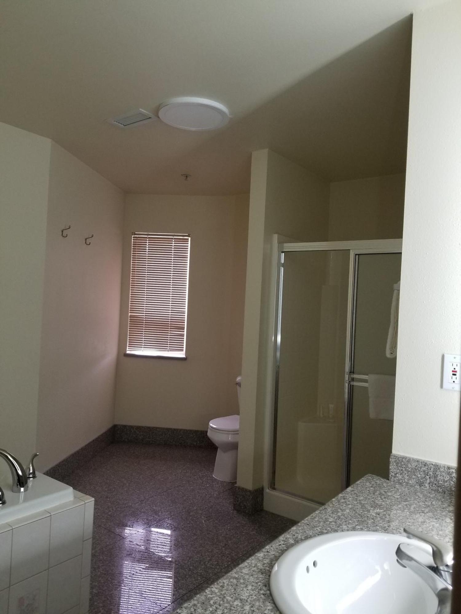Cedars Inn Wenatchee Eksteriør bilde