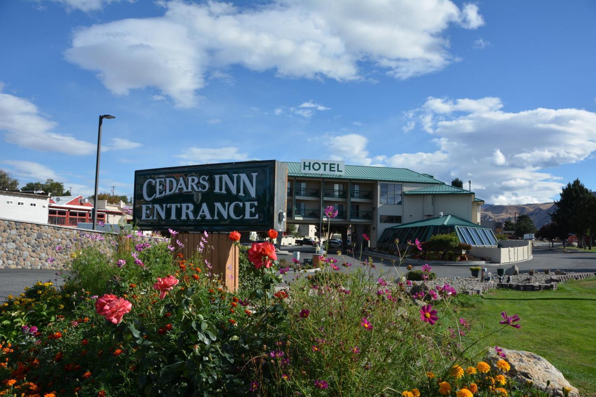 Cedars Inn Wenatchee Eksteriør bilde