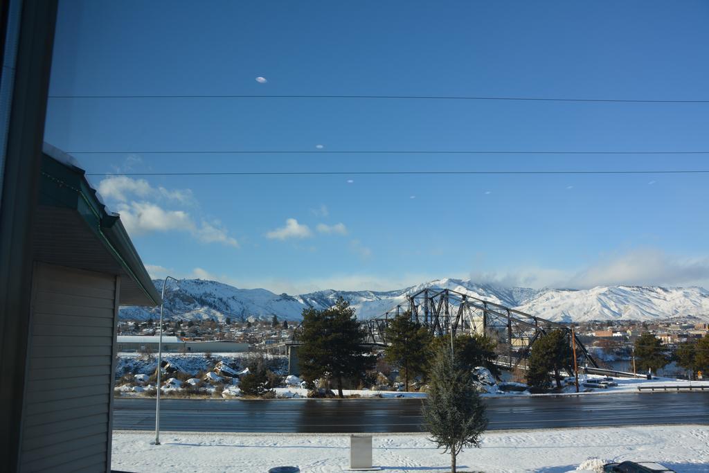 Cedars Inn Wenatchee Eksteriør bilde
