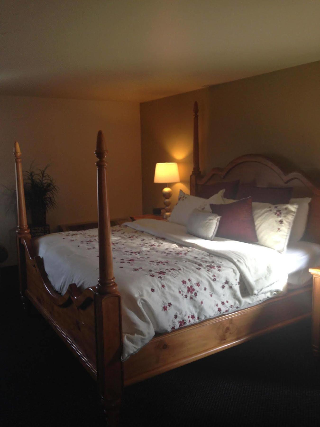 Cedars Inn Wenatchee Eksteriør bilde