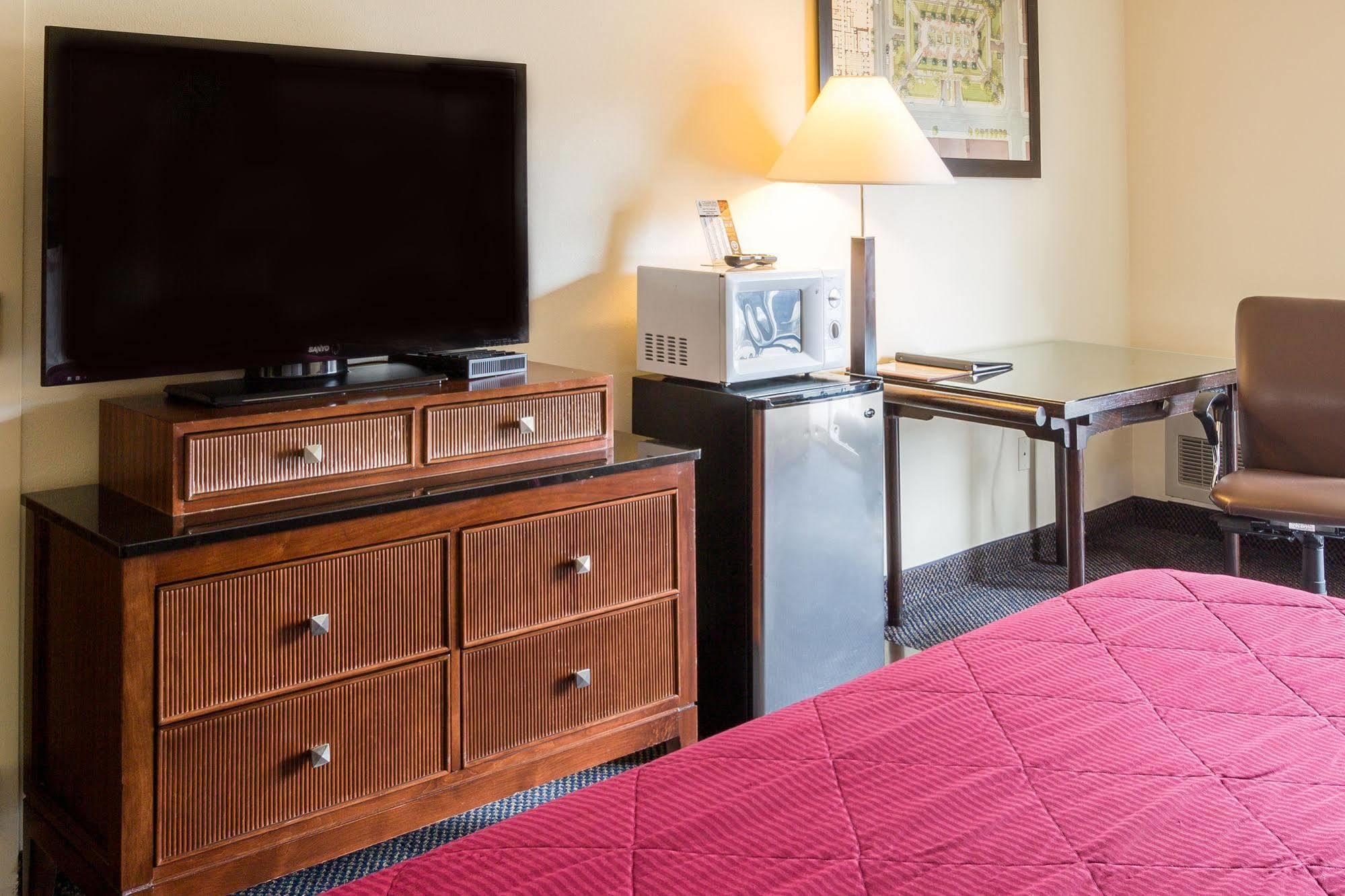Cedars Inn Wenatchee Eksteriør bilde