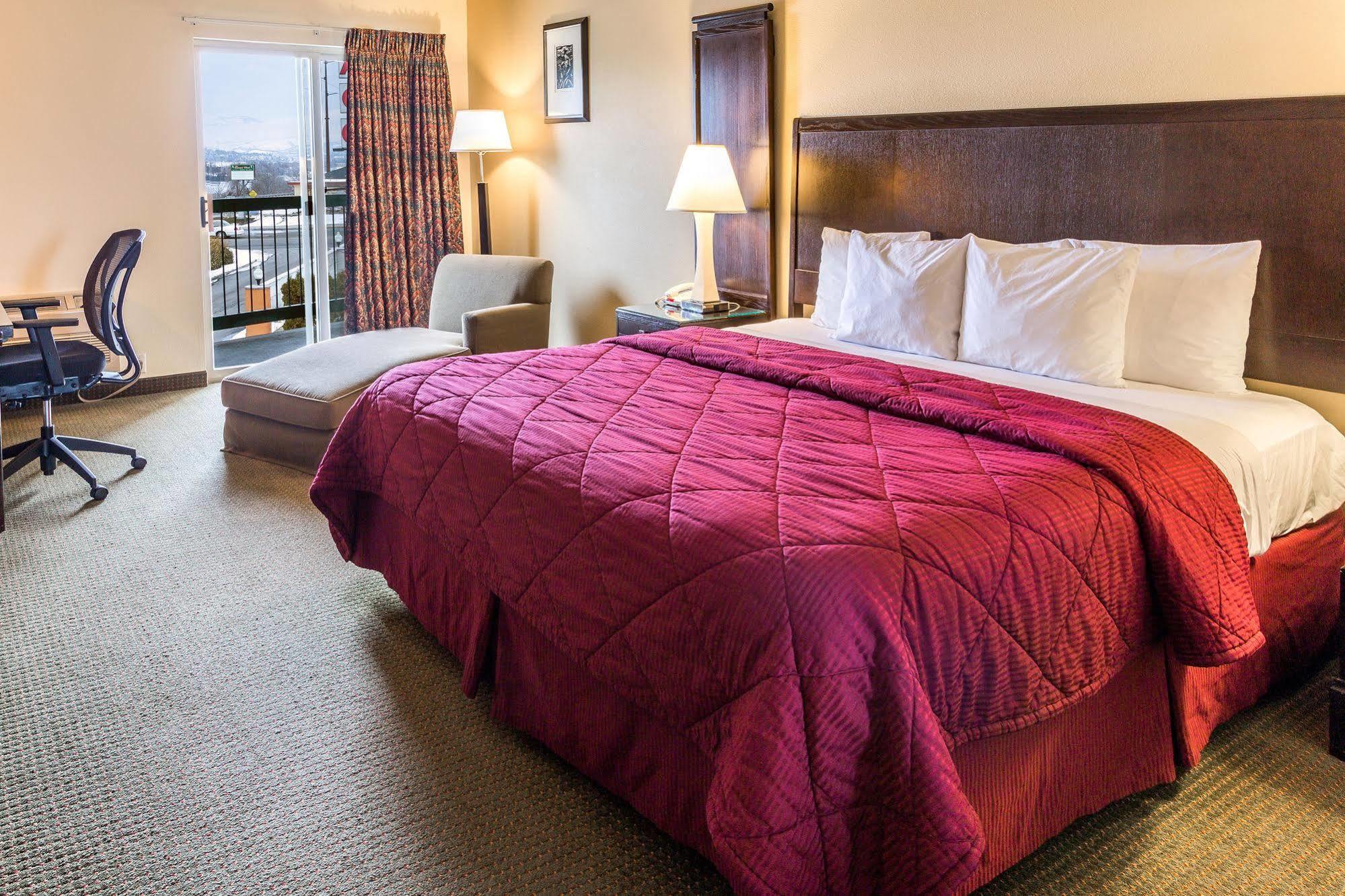 Cedars Inn Wenatchee Eksteriør bilde