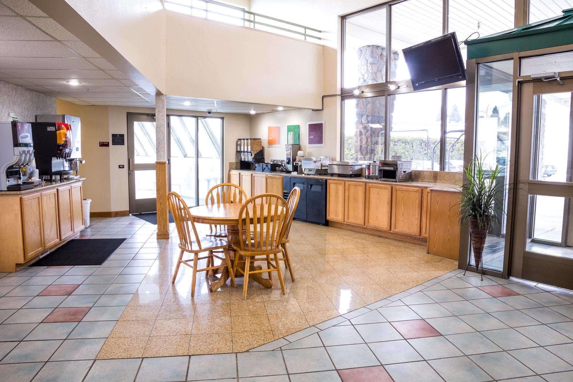 Cedars Inn Wenatchee Eksteriør bilde