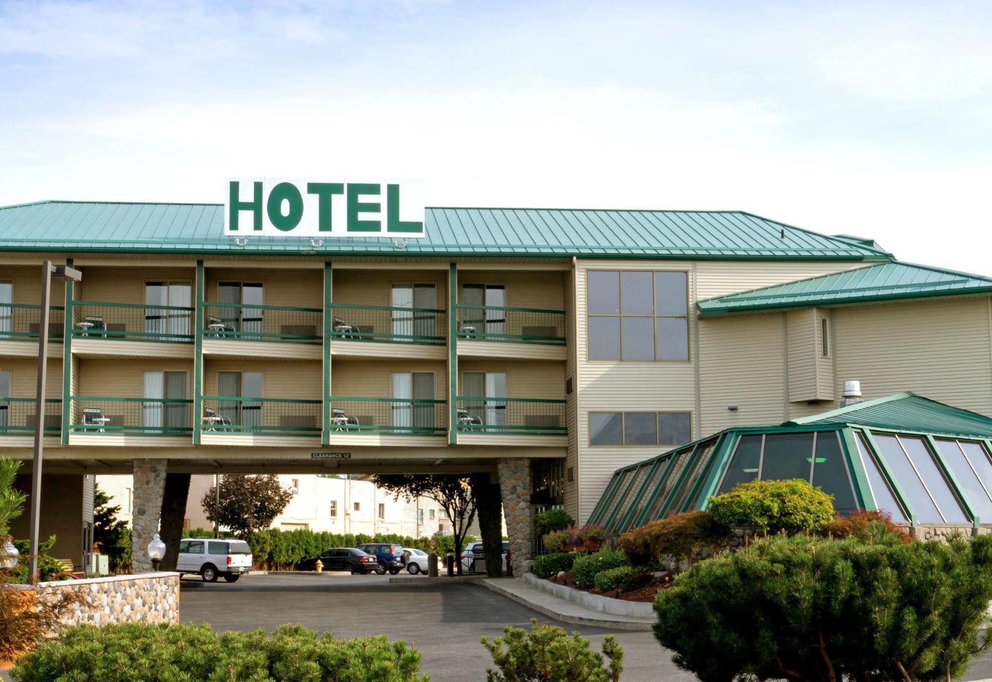 Cedars Inn Wenatchee Eksteriør bilde
